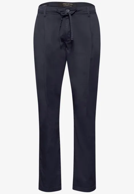 Straight Leg Chino in leichter Qualität dark ink blue