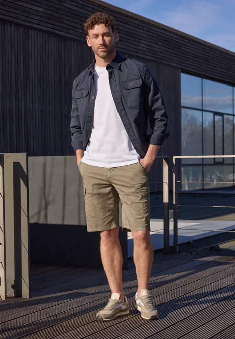 Bermudy o regularnym kroju w stylu cargo warm sand