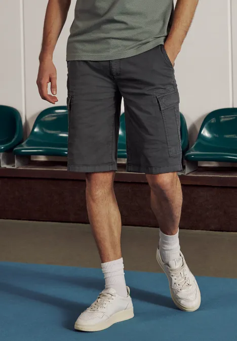 Bermuda Regular Fit au look cargo industrial grey