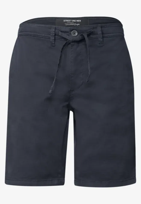 Dunkelblaue Herren-Chino-Shorts mit Kordelzug und Knopfverschluss.
