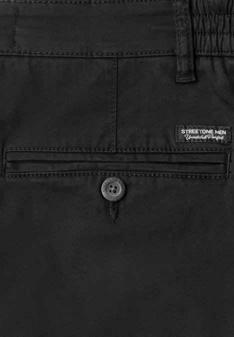 Schwarze Hose mit hinterer Knopftasche, Gürtelschlaufen und elastischem Bund