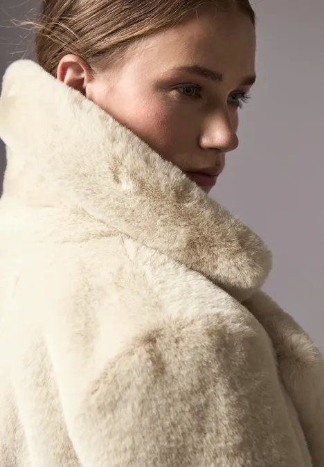 Kuschelige Jacke lucid white