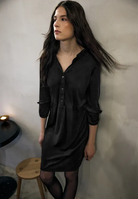 Velourskleid im Tunika-Look Black Velourskleid im Tunika-Look Black