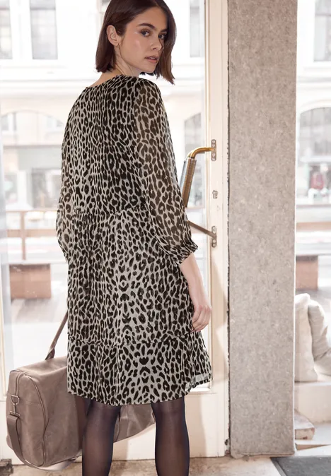 Robe à longueur de genou Black