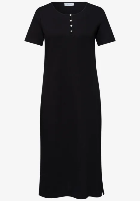 Zwarte midi-jurk met korte mouwen en knoopsluiting aan de voorkant.