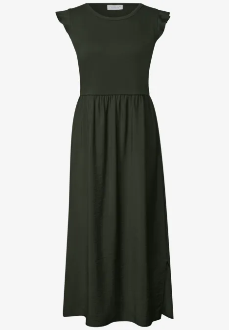 Robe longue vert foncé sans manches, taille cintrée et jupe ample avec encolure ronde.