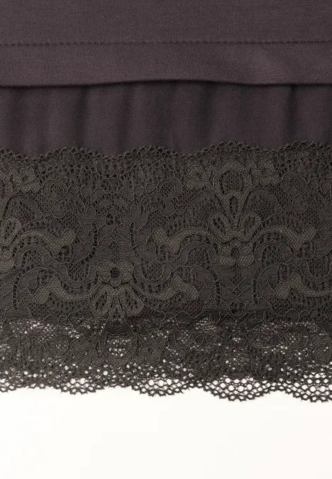 Minikleid mit Spitzendetail am Saum charred brown Schwarzer Stoff mit floraler Spitze am Saum.
