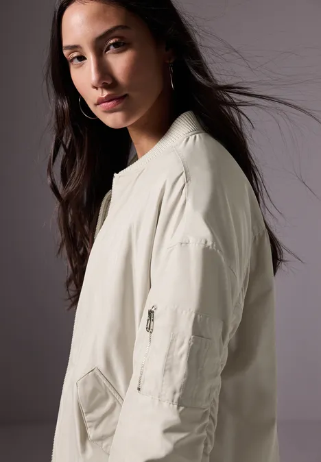 Schimmernder Blouson pearly sand