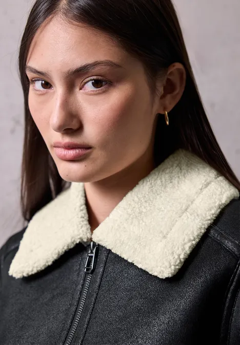 Velours Jacke Black
