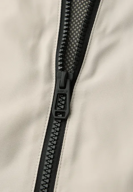 Jacke mit Kapuze und Tapedetail powder beige