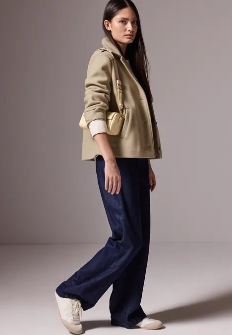 Kurze Jacke rich sand