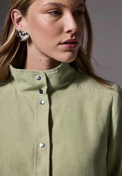 Cordjacke mit Stehkragen mild green