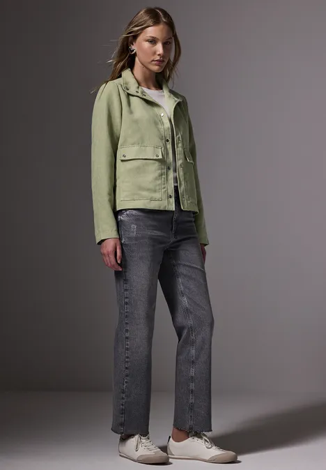 Cordjacke mit Stehkragen mild green