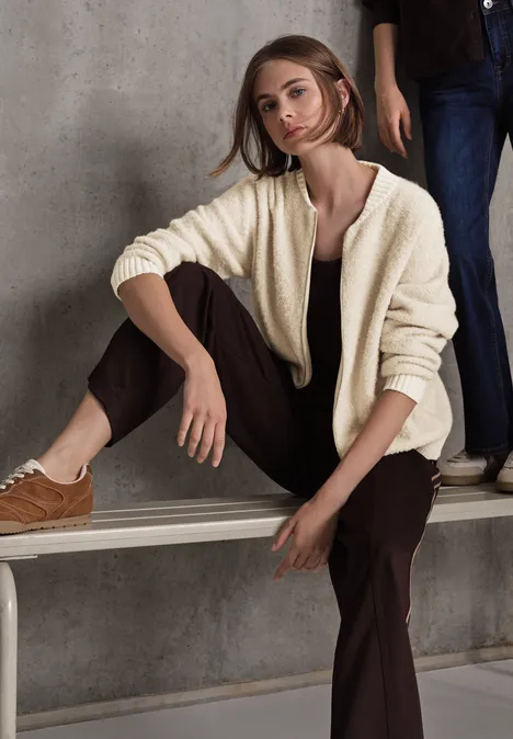 Cosy Bouclé Cardigan soft beige