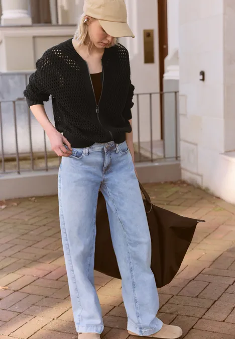 Vest met ronde hals en ritssluiting Black