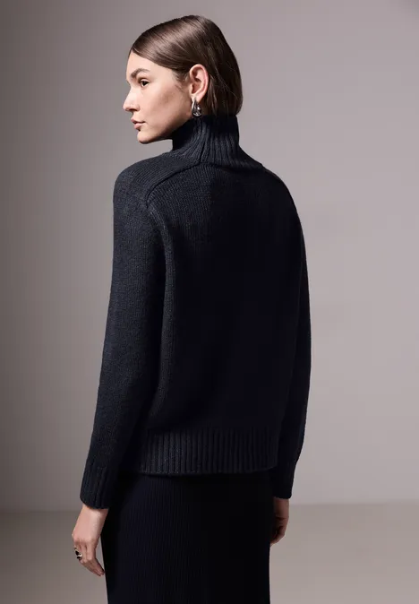 Pull à col tourbillon deep blue