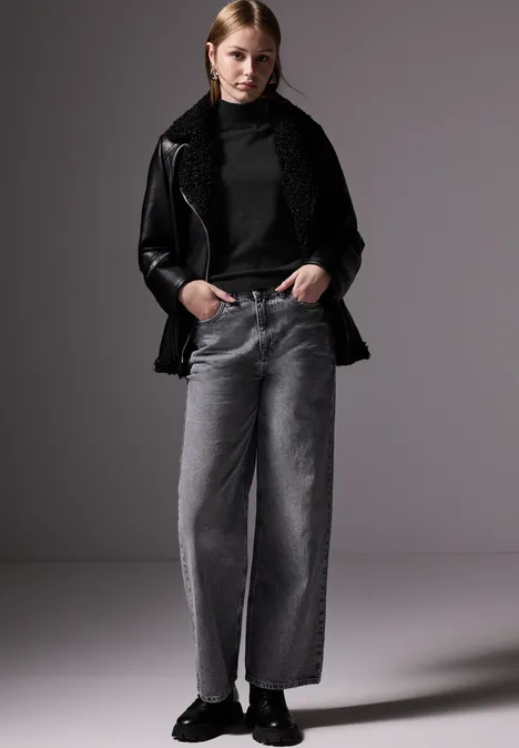 Pull court en maille Black