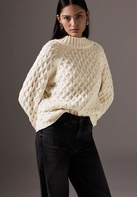 Pullover mit Struktur soft beige