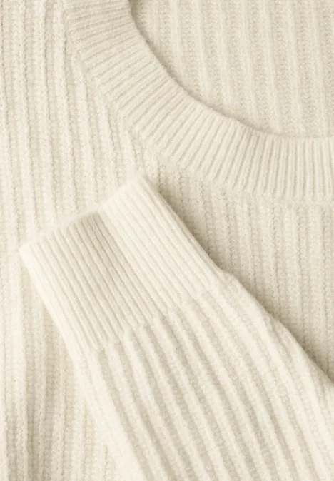 Pullover mit Struktur soft beige