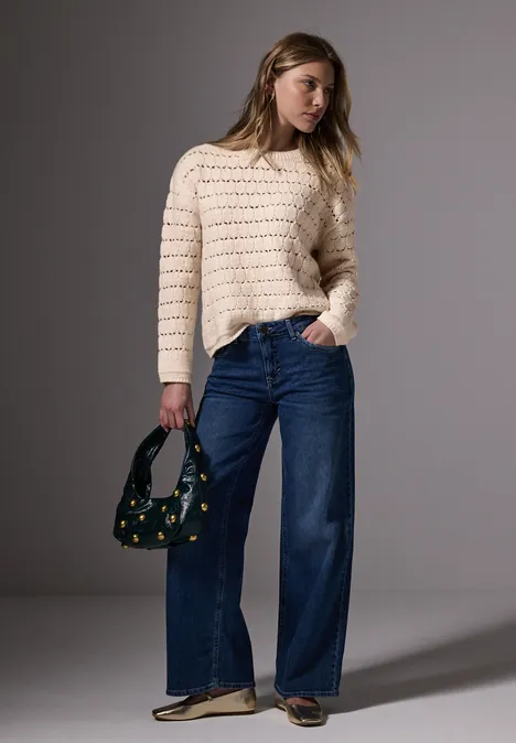 Pull structuré lucid white