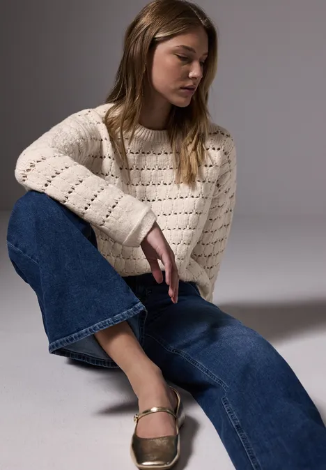 Pull structuré lucid white