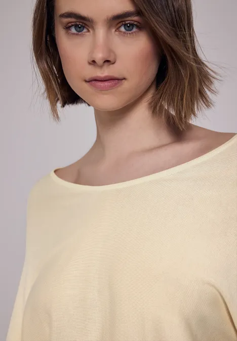 V-Neck Pullover mellow vanilla
