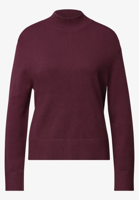 Sweter z golfem dark plum red