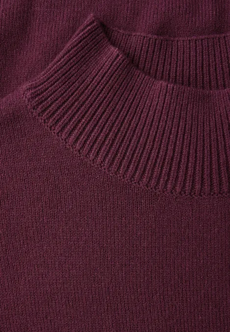 Turtleneck Pullover dark plum red