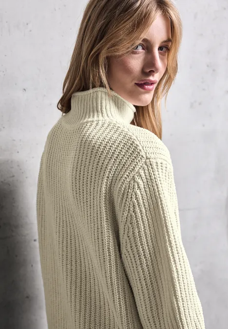 Turtleneck Pullover soft beige