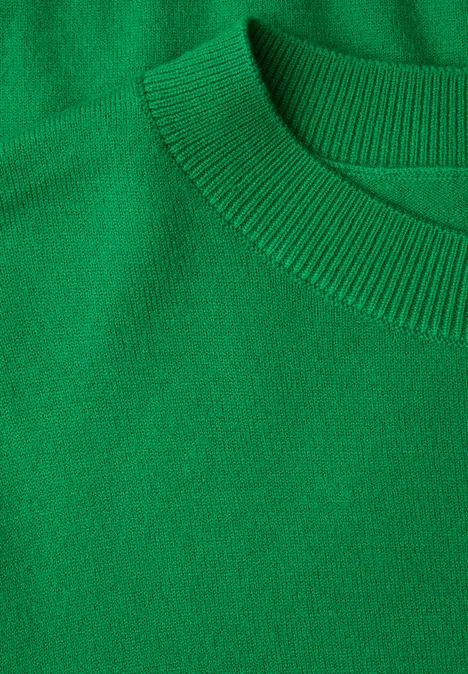 Pullover im Feinstrick bold green