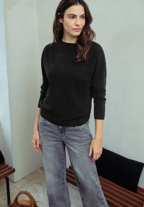 Dolman Pullover Black