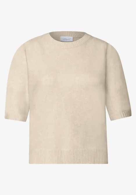Beiger, kurzärmliger Strickpullover mit rundem Ausschnitt in schlichter Optik.