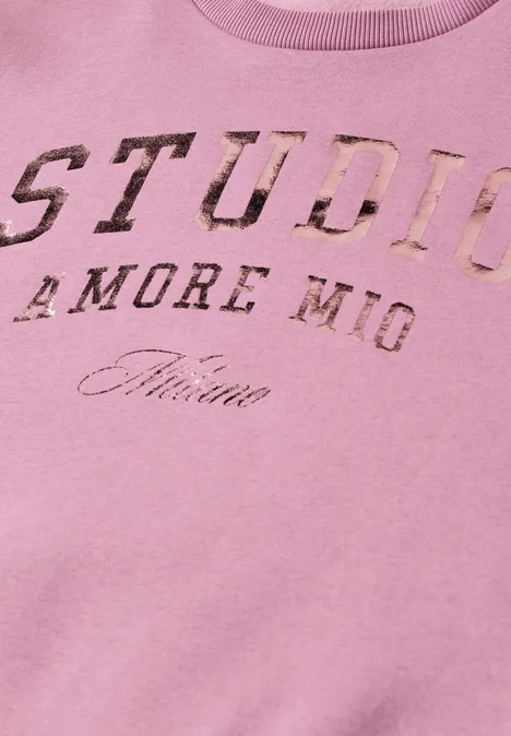 Rosa Sweatshirt mit goldglänzendem Print 'STUDIO AMORE MIO Firenze'.