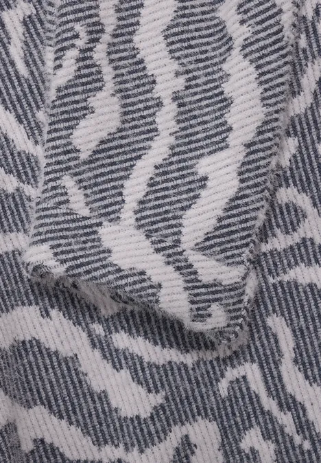 Flauschiges Shirt mit Muster deep blue