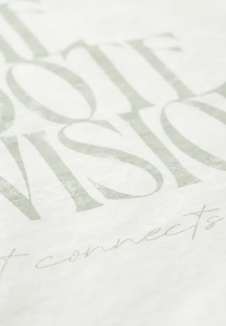 Shirt mit Wording Artwork off white