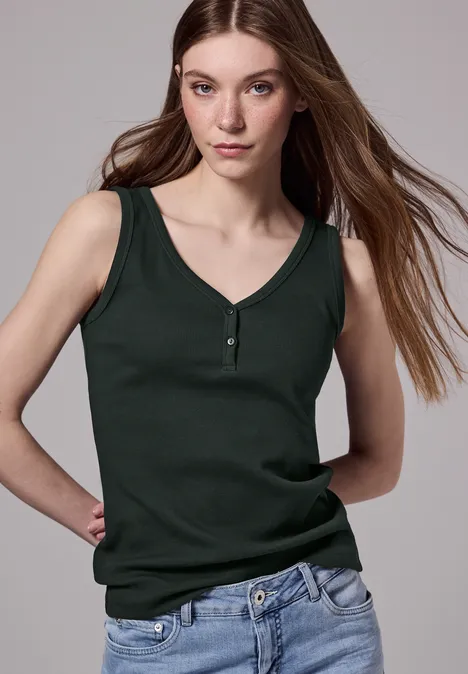 Top mit Rippstruktur desert pine green