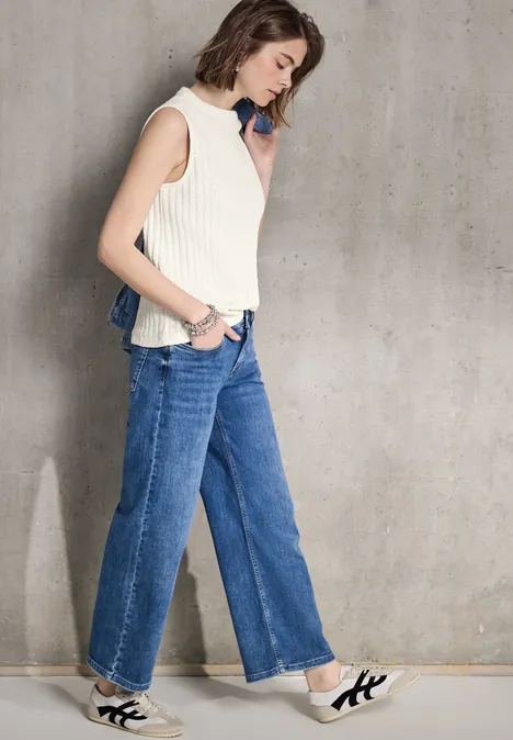 Top mit Rippstruktur off white