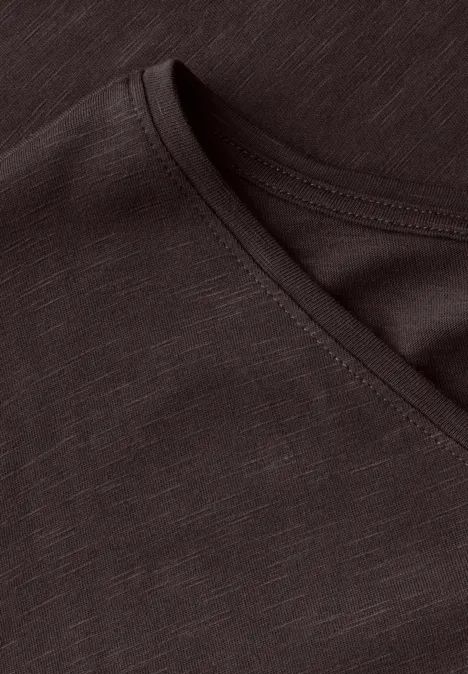 Basic V-Neck Shirt plummy brown