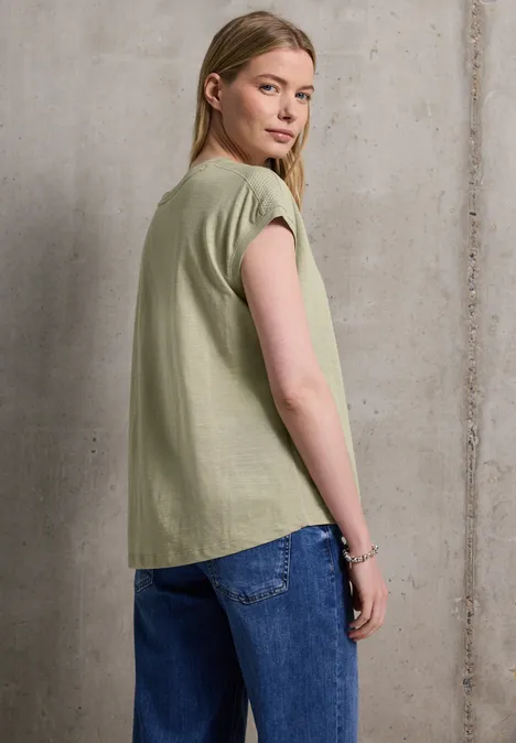 T-Shirt mit Schulterdetail arid green