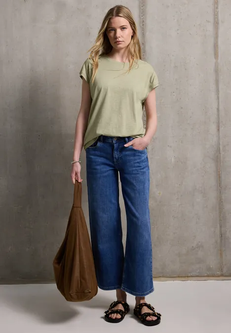 T-Shirt mit Schulterdetail arid green