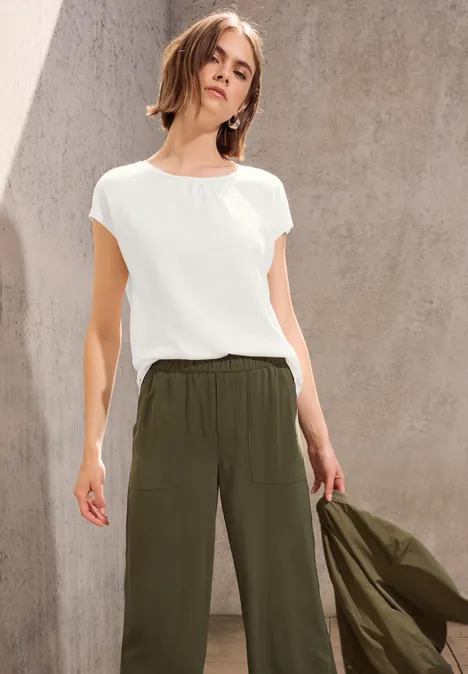 Basic Shirt mit Raffung off white