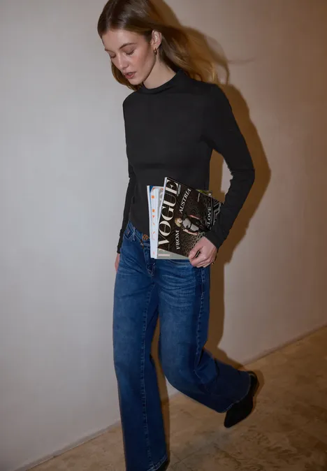 Basic col shirt Black Basic col shirt Black