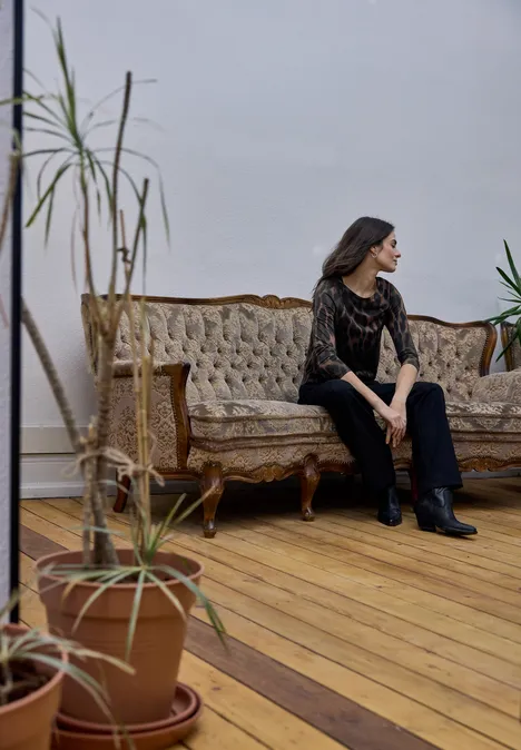 Basic Leo Shirt Black