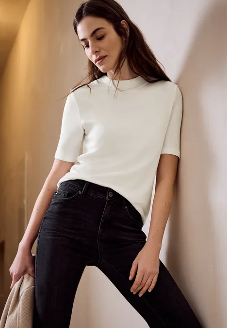 Basic T-Shirt off white Basic T-Shirt off white