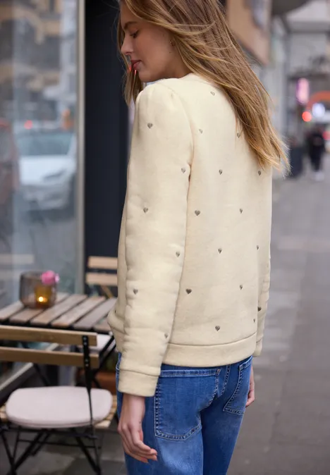 Shirt met hartjesborduursel stone sand mel. Shirt met hartjesborduursel stone sand mel.