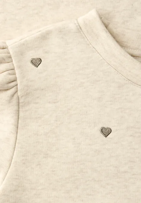 Shirt met hartjesborduursel stone sand mel. Shirt met hartjesborduursel stone sand mel.