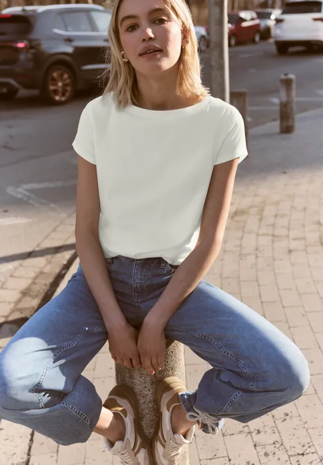 Basic shirt met boothals off white