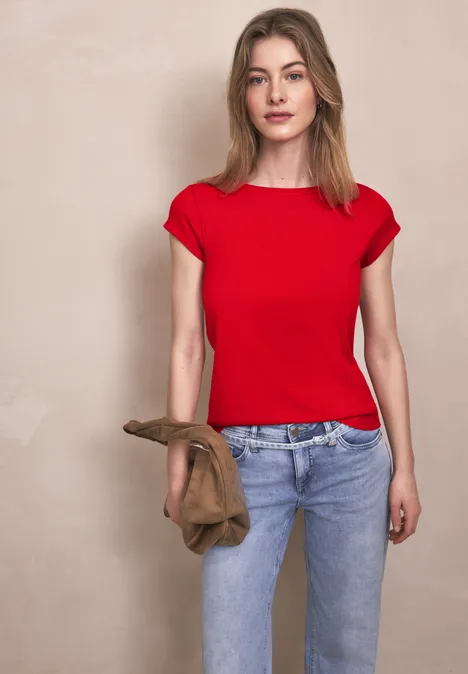 Basic Shirt mit U-Boot-Ausschnitt torch red Basic Shirt mit U-Boot-Ausschnitt torch red