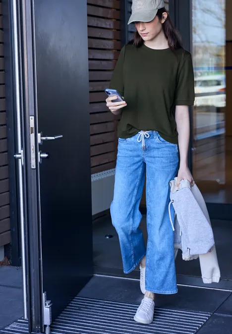 Koszulka Basic z krótkim rękawem i okrągłym dekoltem oil green