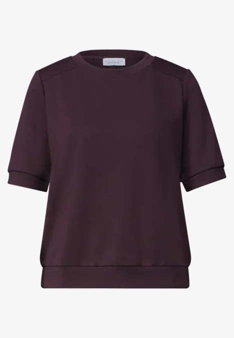 Basic T-Shirt mit Kurzarm und Rundhals very berry Kurzärmeliges Top in dunklem Beerenton mit Rundhalsausschnitt und geradem Saum.